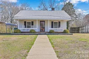 606 Ridge St, Albemarle, NC 28001 - Photo 1