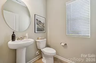 4636 Lakeview Rd, Charlotte, NC 28216 - Photo 13