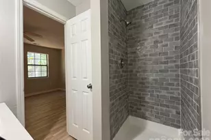 5830 Stone Bluff Ct, Charlotte, NC 28214 - Photo 13