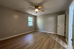 5830 Stone Bluff Ct, Charlotte, NC 28214 - Photo 11
