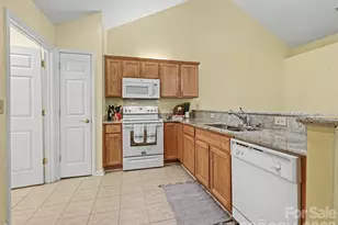 2804 Polo Club Blvd, Matthews, NC 28105 - Photo 13