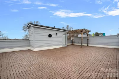 306 Wesley Heights Way, Charlotte, NC 28208 - Photo 23