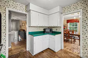 209 Windover Dr, Forest City, NC 28043 - Photo 3