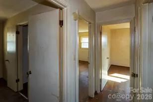 7 Main St, Asheville, NC 28803 - Photo 9