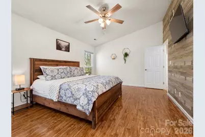 989 Thorncrest Court, Fletcher, NC 28732 - Photo 5