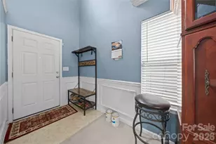 5041 Wallace Creek Ln, Charlotte, NC 28212 - Photo 3