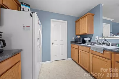 5041 Wallace Creek Lane, Charlotte, NC 28212 - Photo 11