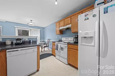 5041 Wallace Creek Lane, Charlotte, NC 28212 - Photo 9