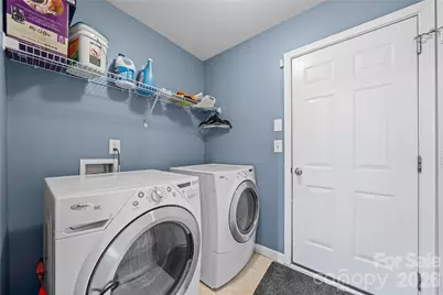 5041 Wallace Creek Lane, Charlotte, NC 28212 - Photo 13