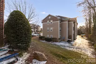 9849 Campus Walk Ln, Charlotte, NC 28262 - Photo 25