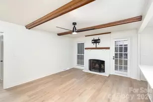 1627 Bonnie Ln, Charlotte, NC 28213 - Photo 15