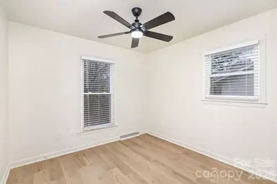 1627 Bonnie Lane, Charlotte, NC 28213 - Photo 21