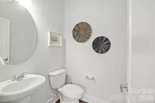 16038 Roscoe Ln, Charlotte, NC 28204 - Photo 21