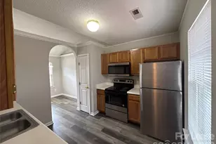 1511 Hudson Graham Ln, Charlotte, NC 28216 - Photo 5