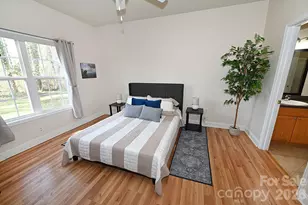 1360 21st Ave NE, Hickory, NC 28601 - Photo 13