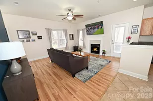 1360 21st Ave NE, Hickory, NC 28601 - Photo 3