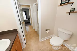 1360 21st Ave NE, Hickory, NC 28601 - Photo 27