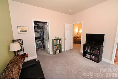 1360 21st Avenue NE, Hickory, NC 28601 - Photo 35