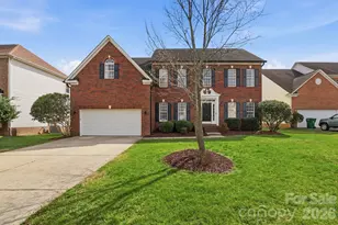 3909 Meadow Green Dr, Charlotte, NC 28269 - Photo 1