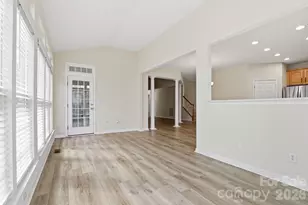 3909 Meadow Green Dr, Charlotte, NC 28269 - Photo 17