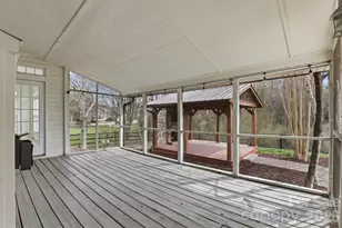 3909 Meadow Green Dr, Charlotte, NC 28269 - Photo 23