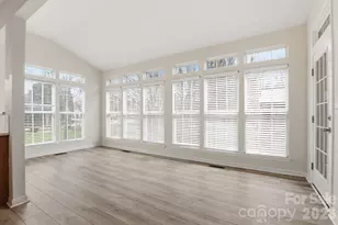 3909 Meadow Green Dr, Charlotte, NC 28269 - Photo 15