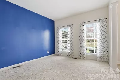 3909 Meadow Green Drive, Charlotte, NC 28269 - Photo 5