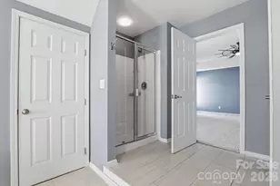 3909 Meadow Green Dr, Charlotte, NC 28269 - Photo 33