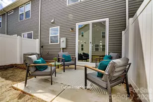 6041 Mallow Crossing Ln, Charlotte, NC 28213 - Photo 17