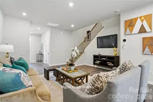 6041 Mallow Crossing Ln, Charlotte, NC 28213 - Photo 9