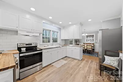 705 2nd Avenue NE, Conover, NC 28613 - Photo 11