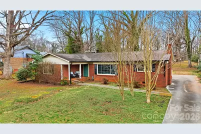 705 2nd Avenue NE, Conover, NC 28613 - Photo 1