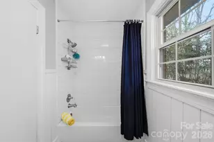 705 2nd Ave NE, Conover, NC 28613 - Photo 27