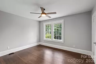 303 Lancaster Ave, Monroe, NC 28112 - Photo 35