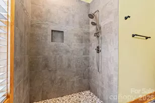 3108 Arden Way, Claremont, NC 28610 - Photo 25