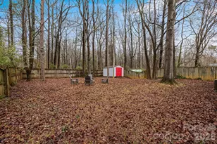 708 Pennwood Ln, Charlotte, NC 28215 - Photo 27