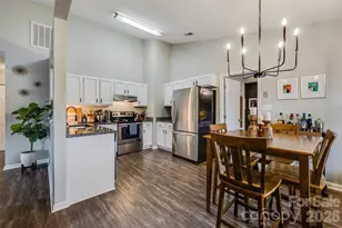 708 Pennwood Ln, Charlotte, NC 28215 - Photo 7