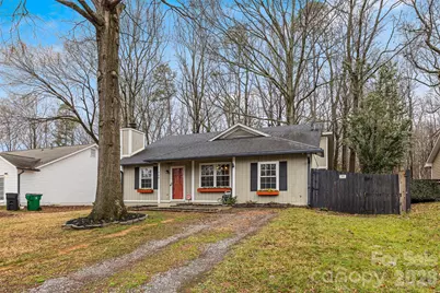 708 Pennwood Lane, Charlotte, NC 28215 - Photo 1