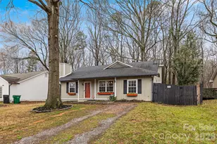 708 Pennwood Ln, Charlotte, NC 28215 - Photo 1