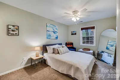 708 Pennwood Lane, Charlotte, NC 28215 - Photo 17