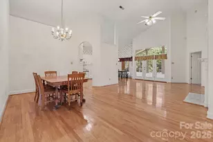 5423 Dunedin Ln, Charlotte, NC 28270 - Photo 5