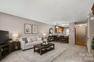 4033 Briarhill Dr, Charlotte, NC 28215 - Photo 7