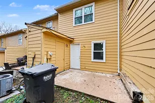 4033 Briarhill Dr, Charlotte, NC 28215 - Photo 19