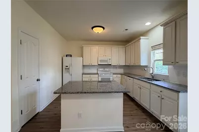 10968 Princeton Village Drive, Charlotte, NC 28277 - Photo 11