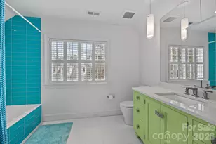 1219 Scotland Ave, Charlotte, NC 28207 - Photo 29