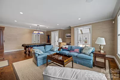 1219 Scotland Avenue, Charlotte, NC 28207 - Photo 17