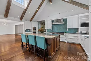 1219 Scotland Ave, Charlotte, NC 28207 - Photo 13