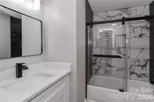 18563 Vineyard Point Ln, Cornelius, NC 28031 - Photo 15