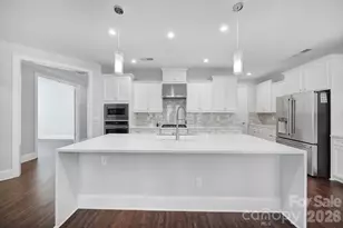 3509 Aqua Point Dr, York, SC 29745 - Photo 11