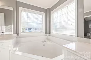 108 Deerfield Dr, Mount Holly, NC 28120 - Photo 23